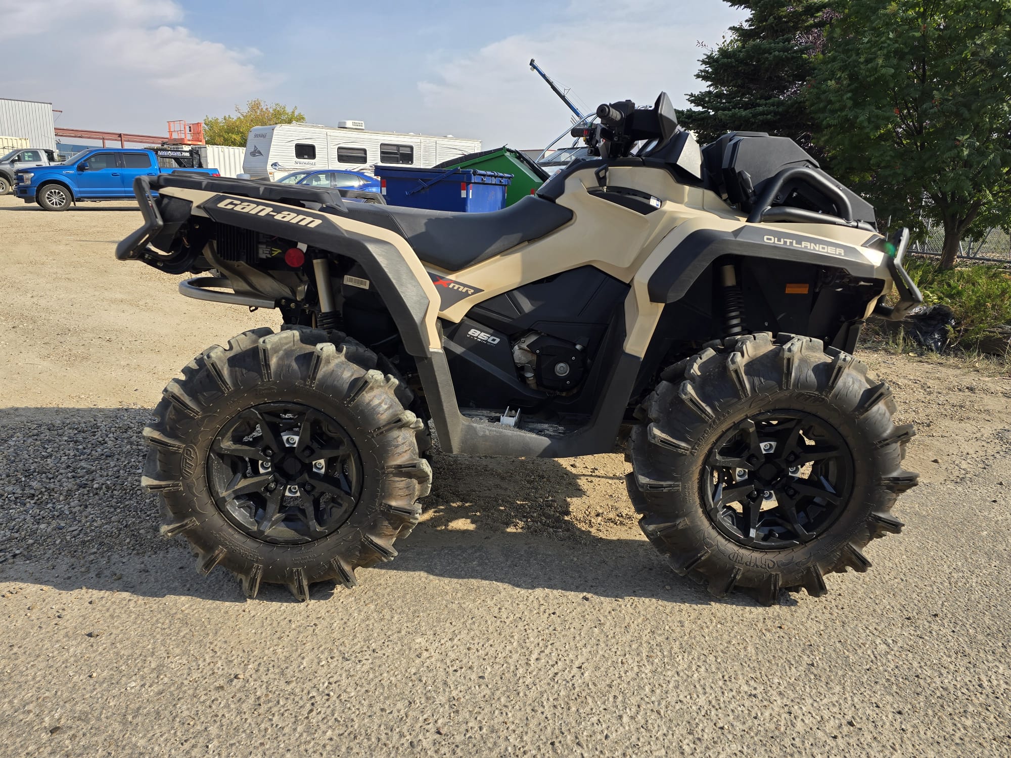 2023 Can-Am Outlander 850 XMR - Image 13