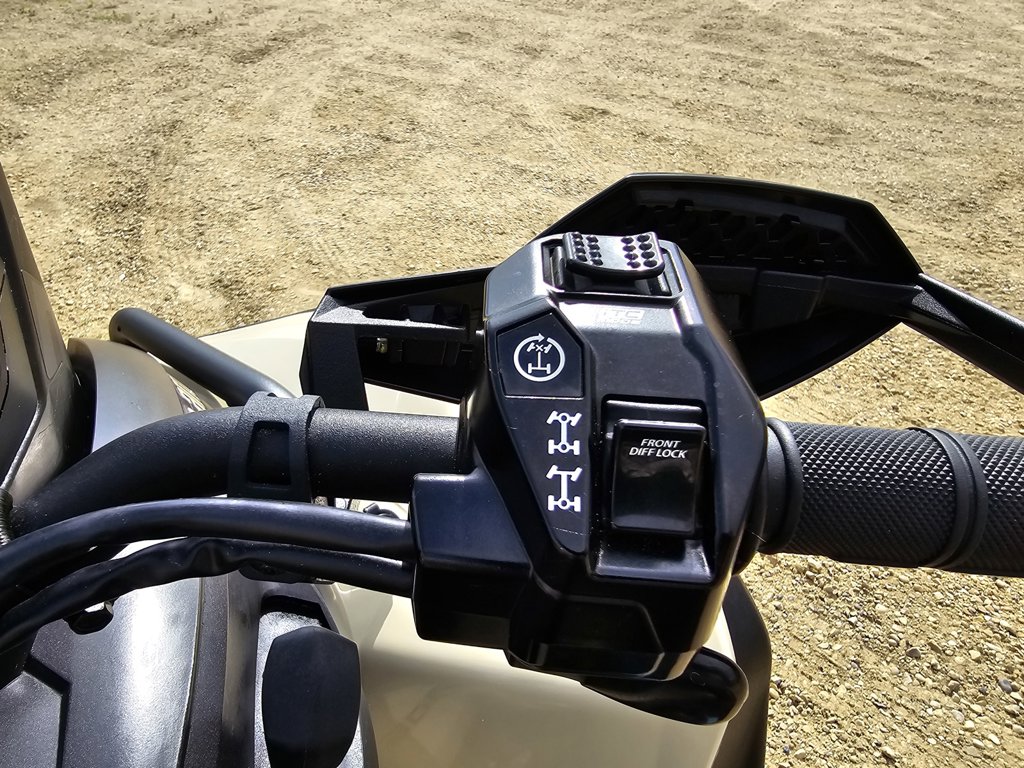 2022 Can-Am RENEGADE 1000R XMR - Image 16