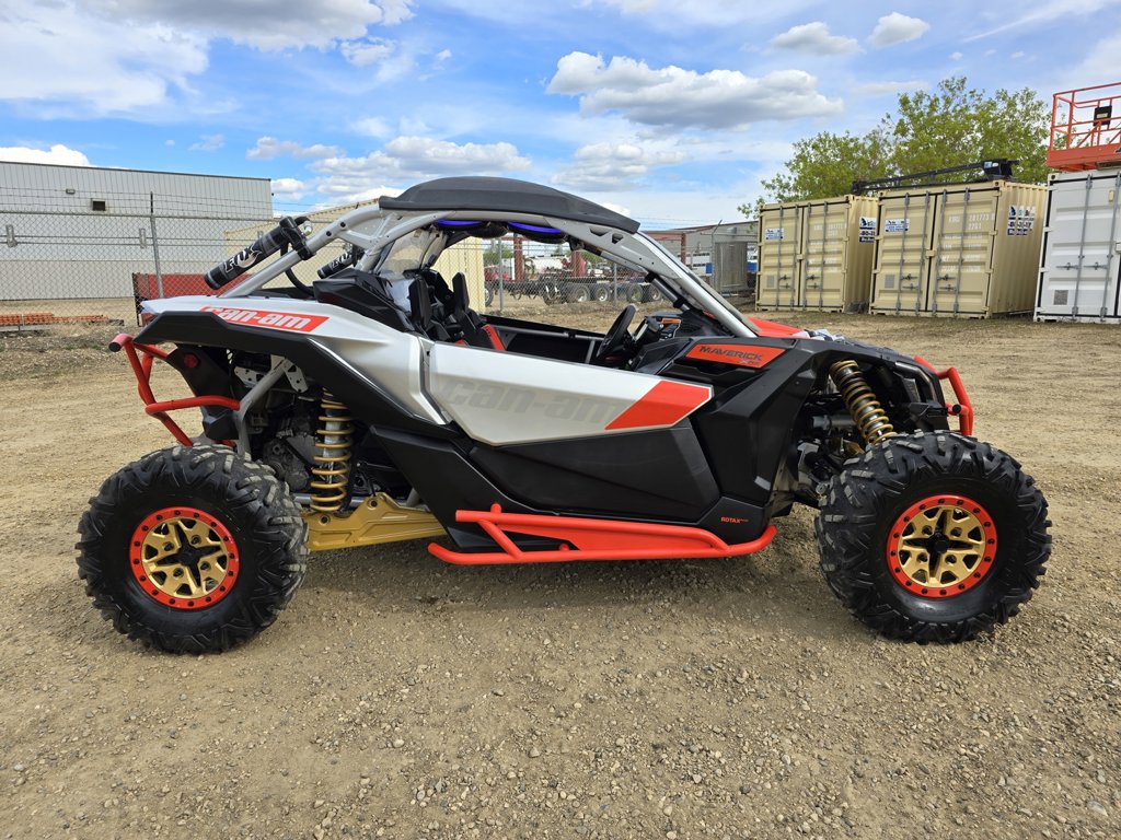 2019 Can-Am MAVERICK 1000 X3 RC TURBO R - Image 8