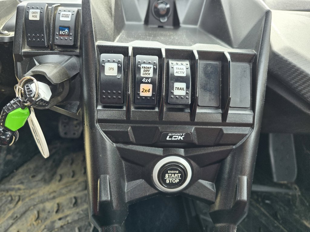 2019 Can-Am MAVERICK 1000 X3 RC TURBO R - Image 16