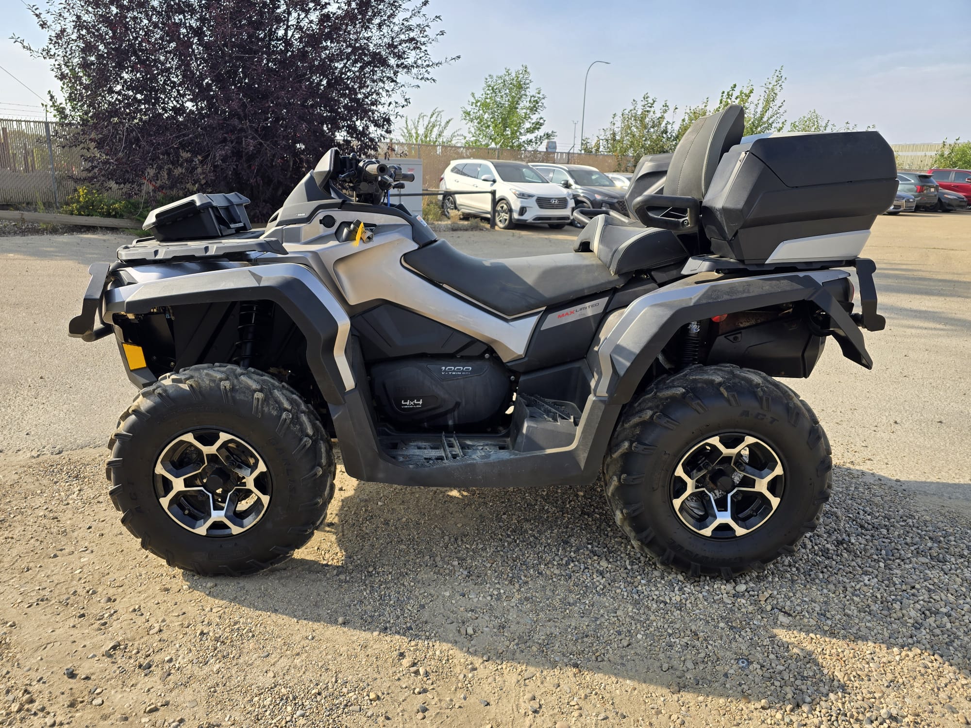 2014 Can-Am Outlander 1000 Max Limited - Image 5